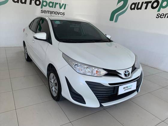 TOYOTA YARIS 1.5 16V FLEX SEDAN XL MANUAL